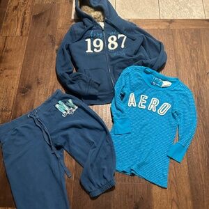 Y2K Aeropostale hoodie, Capri joggers & thermal tee L/XL